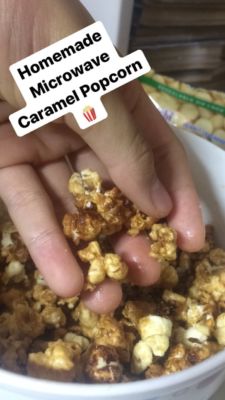 Easy Microwave Caramel Popcorn l A Farmgirl's Dabbles