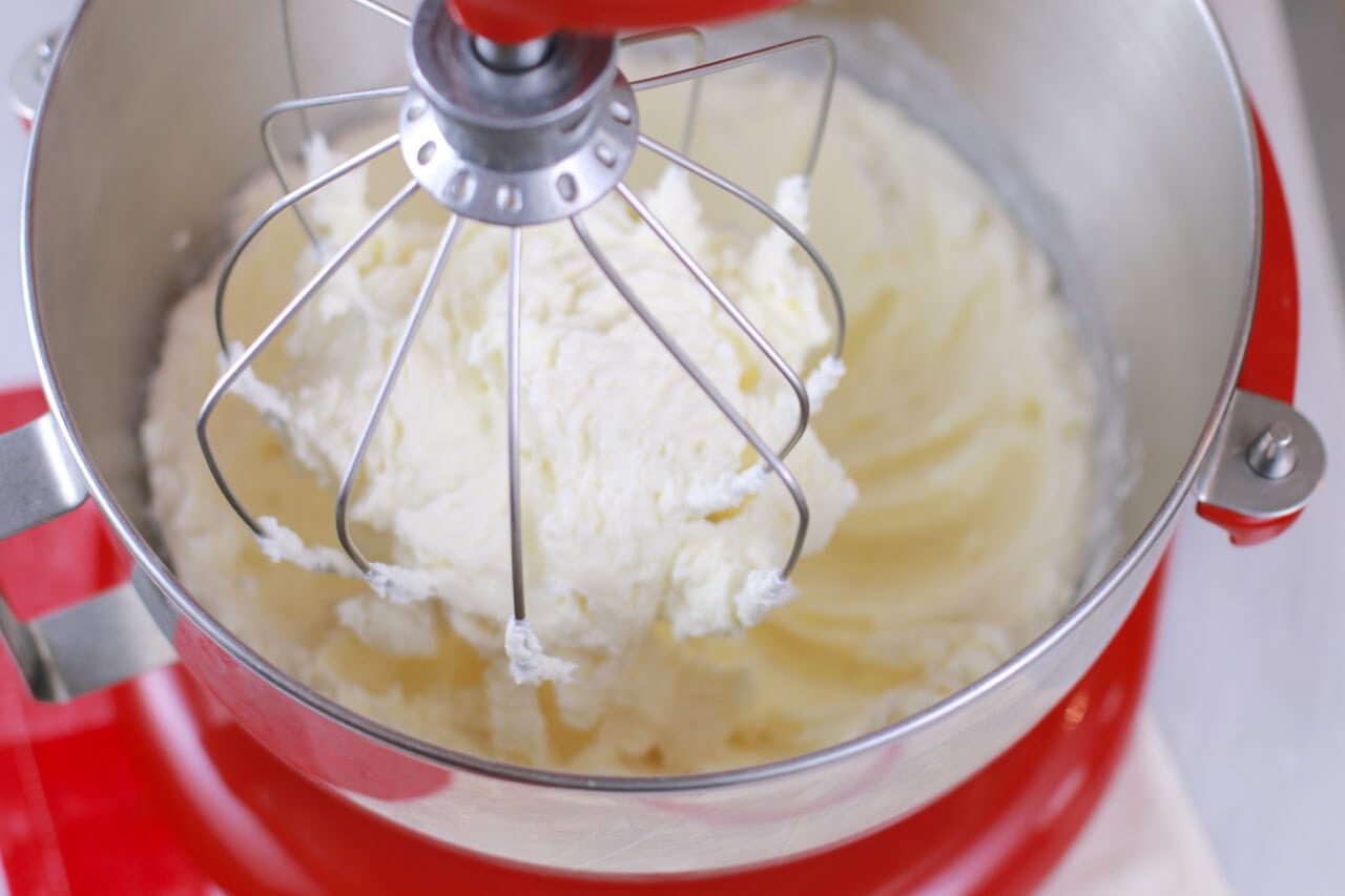 How to Cream Butter and Sugar - Gemma's Bigger Bolder Baking