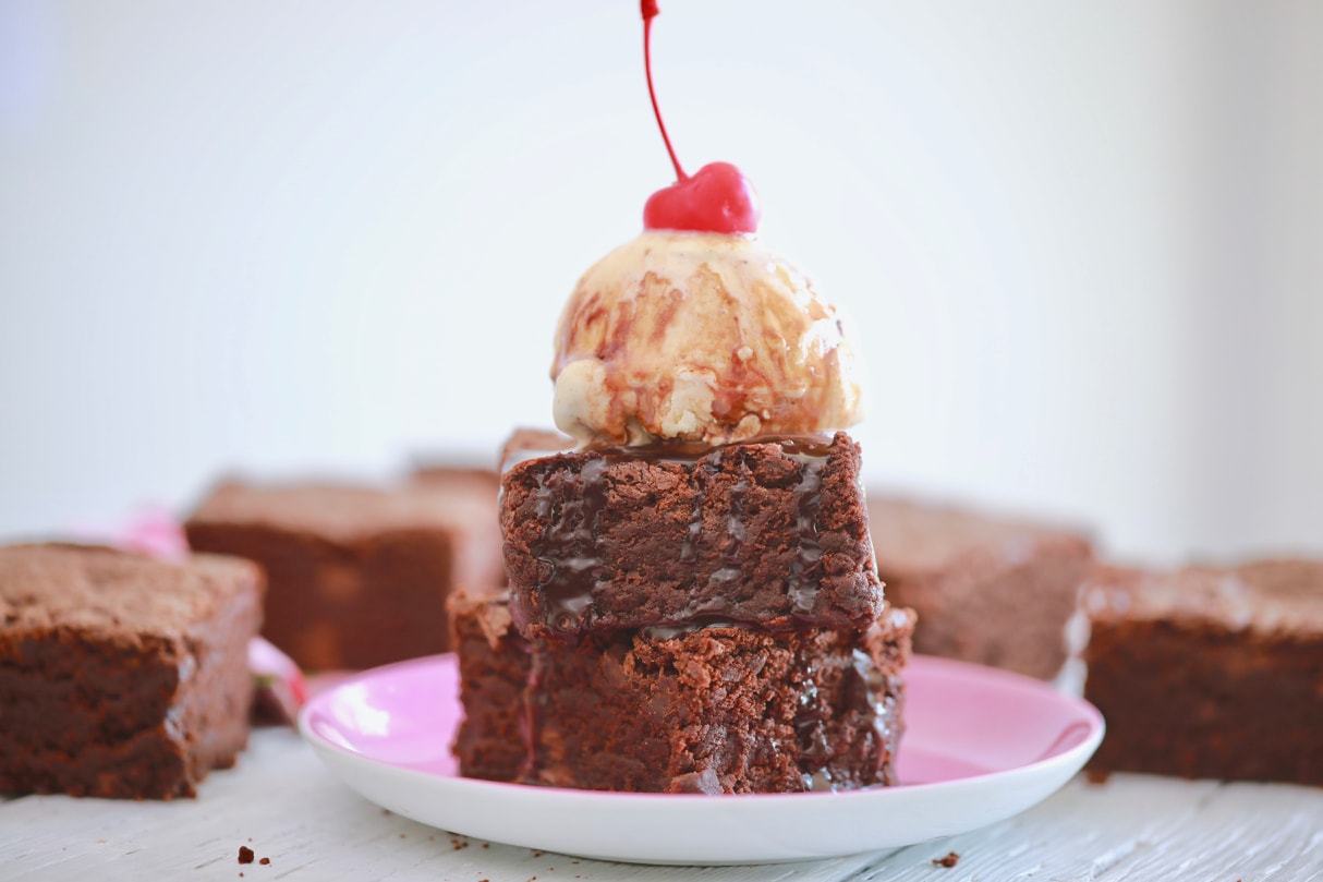Fudgy Brownies - Cakes by MK