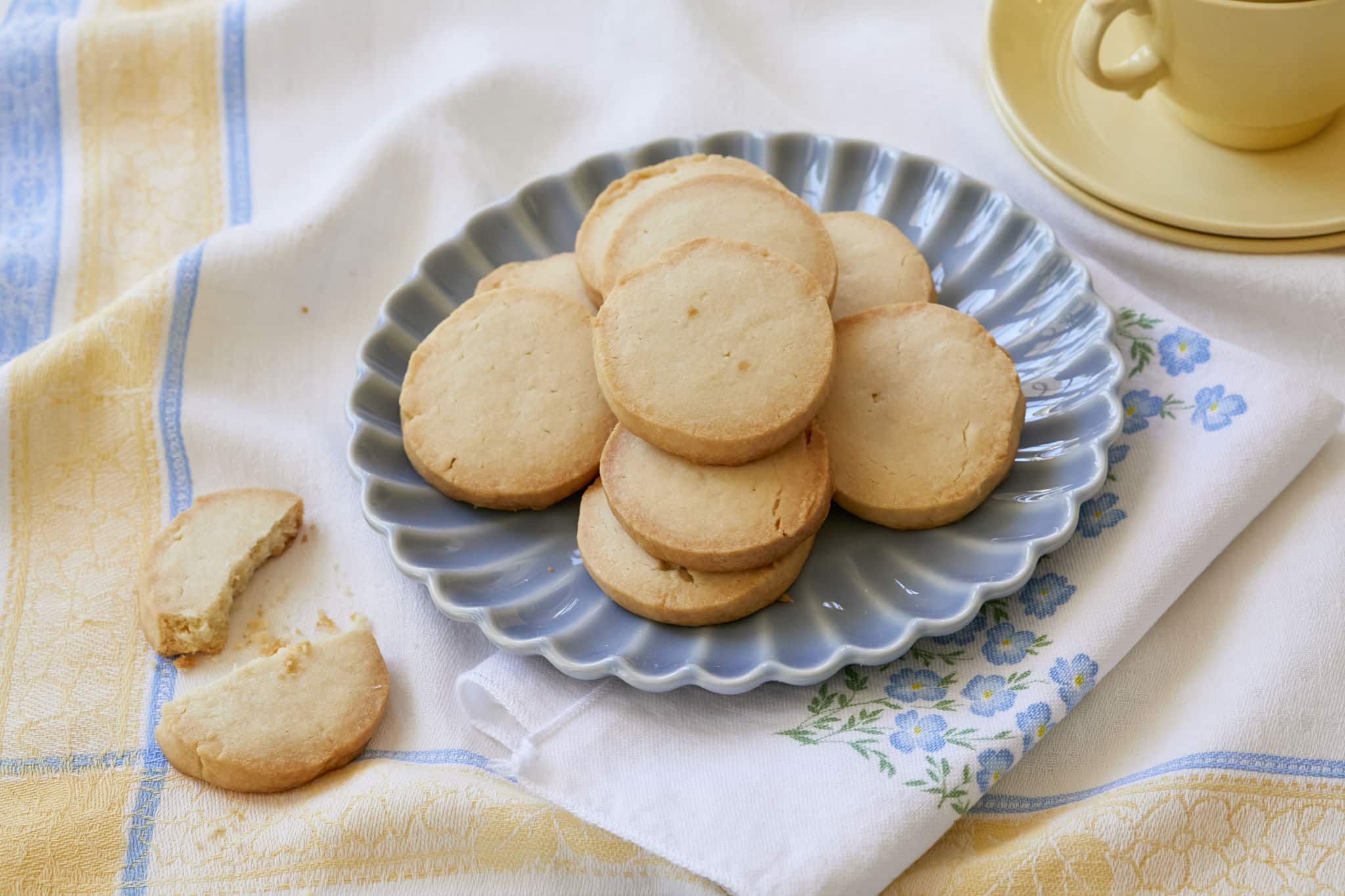 Recipe: 3-ingredient Scottish shortbread cookies