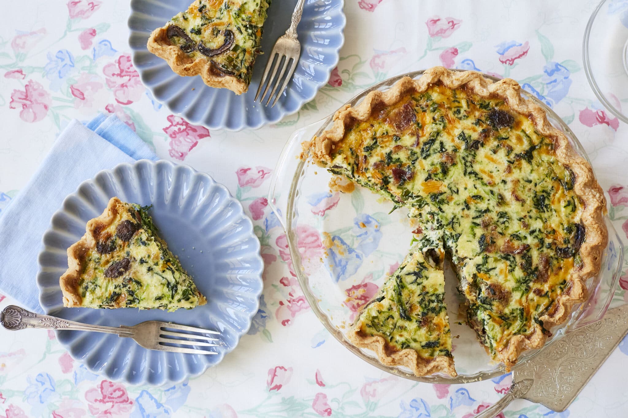 https://www.biggerbolderbaking.com/wp-content/uploads/2022/12/How-to-Make-quiche-Thumbnail-1-scaled.jpg